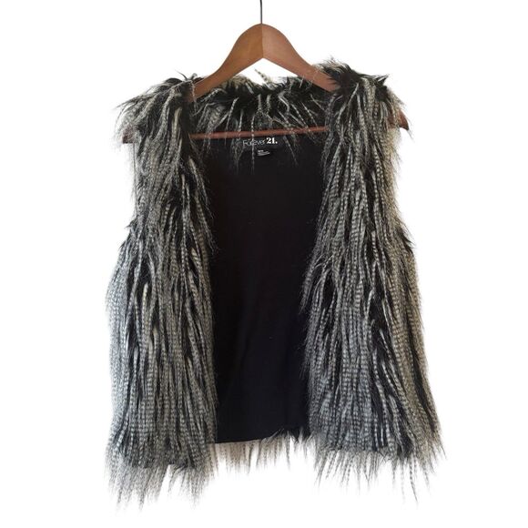 Forever 21 Womens Faux Fur Vest Bohemian Size M Hippie Retro Festival Party Hoco - Picture 1 of 9